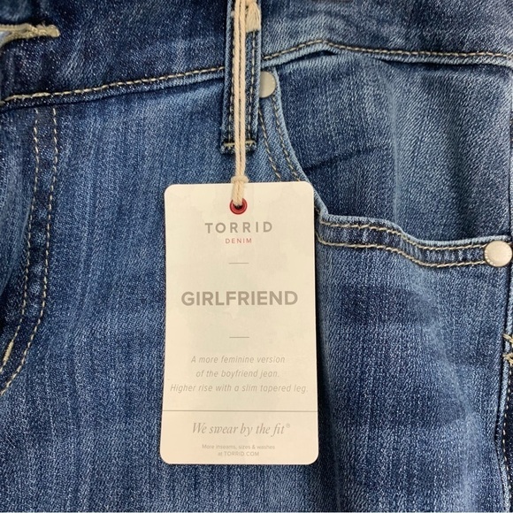NWT Torrid Girlfriend Jeans Medium Wash Size 12 Extra Tall - Picture 10 of 14
